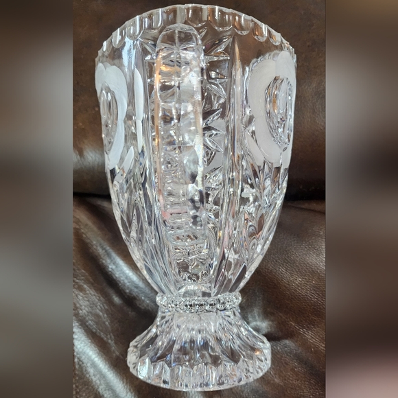 Elegant Vintage Clear Glass Pitcher - Picture 3 of 10